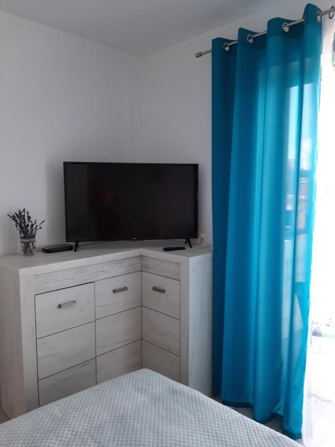 Апартаменти Apartament Viktoria Дарлувко Екстер'єр фото